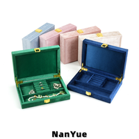 Boîte à bijoux rectangulaire de luxe en velours, multi-compartiments, fermoir en métal doré, pour bagues, boucles d'oreilles, colliers, boîte de rangement pour bijoux, logo personnalisé
