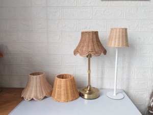 Lampada <span class=keywords><strong>da</strong></span> <span class=keywords><strong>Tavolo</strong></span> in Rattan a Prezzo di Fabbrica, Portatile, Ricaricabile Wireless, con Interruttore Touch, Regolabile, Base in Metallo USB, Colore Personalizzabile, Lampada <span class=keywords><strong>da</strong></span> Comodino - Product Image 5