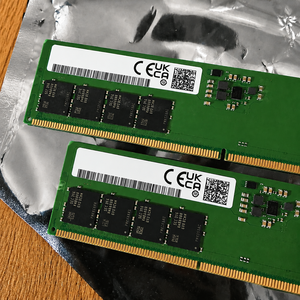 Memoria RAM para Servidor Prime Enterprise HMCG94AGBRA 64GB 2Rx4 DDR5 5600MHz ECC RDIMM, para Simulaciones Científicas y Registro Distribuido - Product Image 4