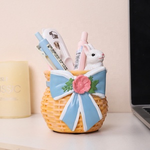 Simulation de panier en <span class=keywords><strong>résine</strong></span> tissée en forme de <span class=keywords><strong>jardinière</strong></span> décorative en <span class=keywords><strong>résine</strong></span> succulente, mini pots de fleurs bonsaï pour le jardinage et la décoration intérieure - Product Image 3