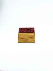 Ensemble de dessous-de-verre en résine naturelle et bois pour la maison et le bureau, protégeant les surfaces des déversements, de la chaleur et des rayures, avec un design unique et magnifique - Product Image 5