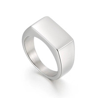 Schlichte Herrenringe 18K Vergoldeter Edelstahl Personalisierter Namensring Quadratische Form Wasserdicht Individuelles Logo Schwarze Gravur Ringe