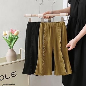 Pantaloni da ragazza Autunno Nuovo Stile 2023 <span class=keywords><strong>Leggings</strong></span> in cotone con rivestimento in PU stile coreano con volant e leggero svasamento - Product Image 2