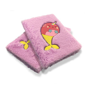 Carnet quotidien A5 en peluche personnalisé mignon et kawaii - Product Image 1