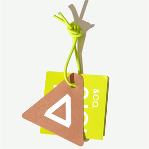 Étiquettes suspendues en papier gaufré et estampées à chaud avec logo personnalisé, écologiques, pour sacs, chaussures et cordon spécial pour cadeau de chaussures - Product Image 6