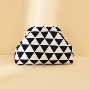 Grande capacità portatile a righe Makeup borsa di alto valore PU con Logo personalizzato alla moda impermeabile e resistente <span class=keywords><strong>per</strong></span> le donne ragazze - Product Image 5