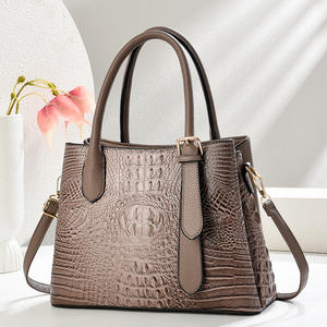 女性用大容量ソフトカスタマイズレザーハンドバッグ新しいファッショナブルなショルダーバッグとクロスボディバッグママ用 - Product Image 2