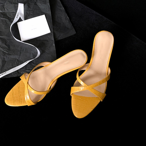 Sandales d'été pour femmes 2026 en cuir effet croco à brides croisées, bout rond, <span class=keywords><strong>talon</strong></span> moyen <span class=keywords><strong>6</strong></span> <span class=keywords><strong>cm</strong></span>, à enfiler, pour usage quotidien - Product Image 1