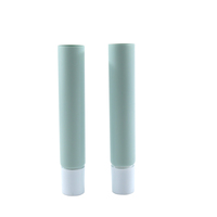 Gloss à lèvres de luxe personnalisé 10 ml Tube cosmétique en plastique PE Emballage cosmétique en plastique haut de gamme Tube applicateur en silicone