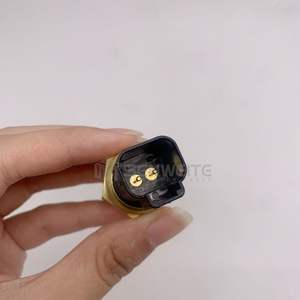 Capteur de température d'eau Senwitt 320-04554 pour chargeuses-pelleteuses 3CX 4CX, pièce de machine d'excavation - Product Image 1