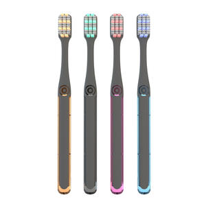 Escova de Dente para Adultos por Atacado, Escova de Dente Masculina e Feminina com Cerdas Espiraladas Altas e Cabo de Plástico para Uso Doméstico - Product Image 1