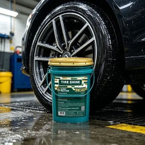 Liquide d'entretien des pneus super brillant et imperméable de 20 <span class=keywords><strong>L</strong></span> grande capacité pour lustrage des pneus, idéal pour les ateliers de beauté automobile commerciaux et <span class=keywords><strong>la</strong></span> vente en gros - Product Image 4