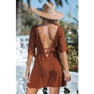 Falda corta tropical de playa con cuello en V, sin espalda, con lazo en la cintura para lucir delgada y holgada, color marrón - Product Image 6