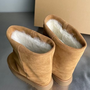 Botas de nieve clásicas marrones a media pantorrilla con plataforma, personalizables manualmente, con suela gruesa de lana, cálidas, para mujer, tipo UGG. - Product Image 1