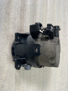 Đèn sương mù và đèn bội thu của xe có độ xuyên thấu mạnh và độ sáng tuyệt vời. - Product Image 2