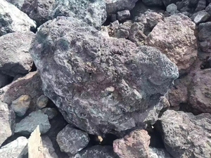 Piedra de <span class=keywords><strong>Lava</strong></span> Negra <span class=keywords><strong>Natural</strong></span> de Gran Tamaño, Suministro Directo de Fábrica, Roca Volcánica Grande, Precio - Product Image 2