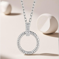 S925 bijoux en argent pur rétro lumière luxe torsion anneau pendentif collier bijoux haut de gamme personnalisé fabricant en gros