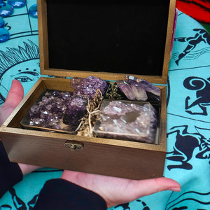 Caja de Madera para Guardar Recuerdos, Caja de Tarot Rectangular de Pino con Patrón Tallado de Fases Lunares y Solares para Guardar Joyas de Aniversario - Product Image 5