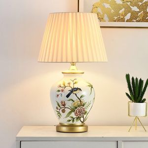 Lámpara de mesa de estilo retro americano E27 LED que cuida la vista para sala de estar, dormitorio, estudio - Product Image 2