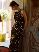 Robe de vacances à pois style français Nicecover, robe sirène mi-longue en satin noir à col halter, coupe ajustée
