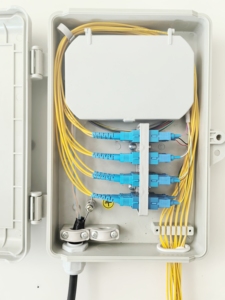 Supply Outdoor <b>Waterproof</b> Fiber to the Home 12 Core <b>Electrical</b> Communication Terminal <b>Box</b> Fiber Distribution <b>Box</b> - Product Image 5