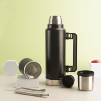 Vente chaude Yerba Mate Thé Gourde Ensemble 8oz Yerba Mate Tasse avec Couvercle De Fermeture Bouteille Thermos En Bois Bombilla Paille mate tasse