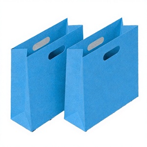 Sacs Cadeaux de Luxe Noirs Personnalisés avec Poignée Découpée, Écologiques, en Papier Couché avec Logo, pour Boutiques, Vêtements, Chaussures et Articles d'Art - Product Image 3