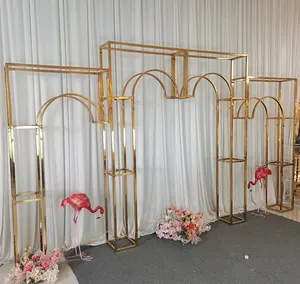 Nuovo Design 3 pz a forma di cuore oro fondale matrimonio forniture per matrimonio cornice ad arco in metallo con la migliore qualità