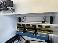 Presse plieuse CNC de qualité 30t/1600, mini plieuse pour tôles