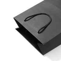 Sacs en kraft recyclables de haute qualité avec logo personnalisé imprimé, impression offset, emballage artisanal fait main pour vêtements avec poignée
