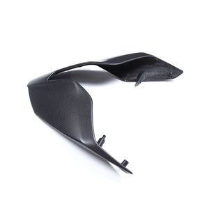Capot de selle arrière en fibre de carbone finition brillante/mate, design léger/aérodynamique pour Ducati Panigale V4/V4S 2025, pré-percé - Product Image 5