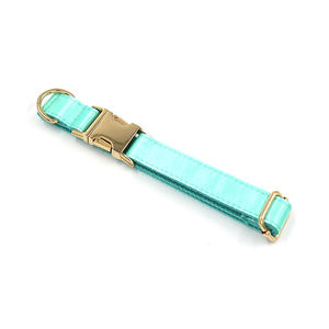 Sutra Palsu Mewah Label Pribadi Kerah Anjing Perangkat Keras Emas Sutra Hijau Kerah Anjing Kuat Grosir Kualitas Massal Kerah Anjing Premium - Product Image 3