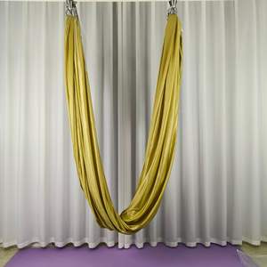 Hamac de yoga <span class=keywords><strong>aérien</strong></span> anti-gravité large de 2,8 x 5 m à bas <span class=keywords><strong>prix</strong></span> en Chine, avec <span class=keywords><strong>tissu</strong></span> micro-élastique pour le yoga <span class=keywords><strong>aérien</strong></span> - Product Image 3