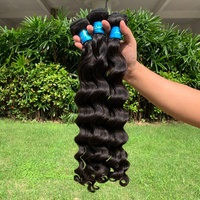 Extensioni per capelli a doppia trama con cuticole allineate, extension a I-Tip in capelli umani ondulati, capelli vergini non trattati in blocco