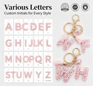 Portachiavi con Lettera Glitterata Rosa, Nappa e Ciondolo a Cuore, Accessorio Personalizzato con Iniziale per Borse e Chiavi - Product Image 3