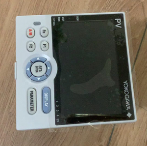 สินค้าแท้ Yokogawa Digital Indicator พร้อมระบบเตือนภัย รุ่น UM33A-000-11 UM33A-020-10/DC แบบตัวเลข มีสินค้าในสต็อก UM33A-020-10/DC Um33a-000-11 - Product Image 2