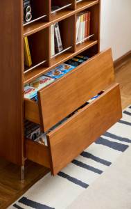MUU Petite bibliothèque américaine en bois massif Couleur <span class=keywords><strong>vintage</strong></span> Armoire de rangement basse pour chambre à coucher Salon Support de rangement moderne pour disques - Product Image 4