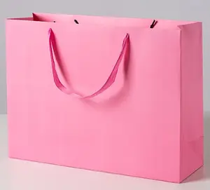 Peruk ambalaj çanta Kraft karton büküm kolu doku kare alt küçük Shopper beyaz çanta zanaat ambalaj hediye keseleri