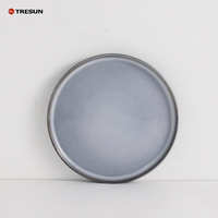 Vaisselle de salle à manger moderne en Chine 16 pièces de luxe glaçure réactive bleu vaisselle en grès gaufré assiettes ensemble de vaisselle en céramique pour 4