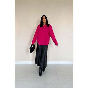 Blusas y Camisas de Popelina Fucsia al por Mayor para Mujer, Colección Elegante de Camisas de Popelina Fucsia - Product Image 4