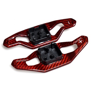 L'extension de manette de vitesse de volant en fibre de carbone <span class=keywords><strong>rouge</strong></span> convient à <span class=keywords><strong>Audi</strong></span> A3 8V S3 RS3 A4L S4 A5 SQ5 S5 RS4 B8 B9 A6 A7 <span class=keywords><strong>TT</strong></span> R8 Q3 Q5 - Product Image 3
