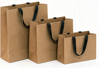 Sac de shopping en papier d'art imprimé sur mesure de luxe avec poignées en ruban pour vêtements et chaussures