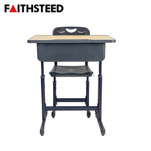 Set Scrivania e Sedia Ergonomica per Scuola, <span class=keywords><strong>Altezza</strong></span> <span class=keywords><strong>Regolabile</strong></span>, Telaio <span class=keywords><strong>in</strong></span> Metallo Resistente, Tavolo da Studio per Aula - Product Image 3