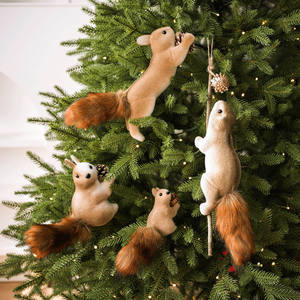 Decorações de Natal Pingente de Esquilo em Espuma, Boneco Criativo de Esquilo para Árvore de Natal, Pequeno Ornamento Suspenso - Product Image 4