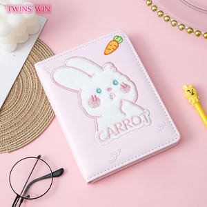 Couverture en cuir PU journal d'agenda <span class=keywords><strong>livre</strong></span> d'horaire cadeau créatif joli dessin animé Animal duveteux carnet de notes 2901 - Product Image 3