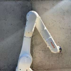 Brazo Robótico Cobot LBR Iiwa 7 R800 CR con Disco de Cambio Rápido CNGBS como Robot Colaborativo - Product Image 2