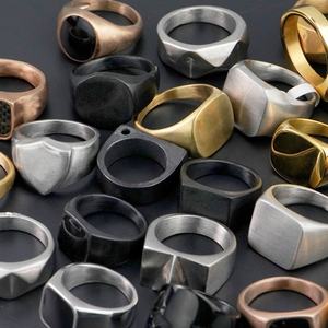 Bagues en acier inoxydable au design affirmé, bijoux massifs pour doigts, vente en gros, prix fabricant, styles variés, mode américaine 2024 - Product Image 3