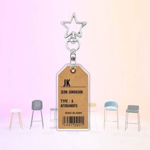 Llaveros Acrílicos con Nombre de los Ídolos de KPOP Bangtan Boys JUNGKOOK JIMIN JIN RM V SUGA, Accesorios para Llaves de Coche y Bolsos, Regalos de Recuerdo para Fans - Product Image 1