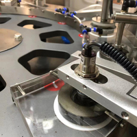 Machine de remplissage et de scellage automatique électrique haute vitesse pour boissons, machine rotative d'emballage de capsules de café, capsuleuse de capsules métalliques 63