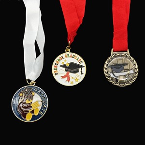 Персонализированная гравировальная медаль для выпускного колледжа на заказ, заказ на заказ, Студенческая медаль на память, выпускная медаль - Product Image 2